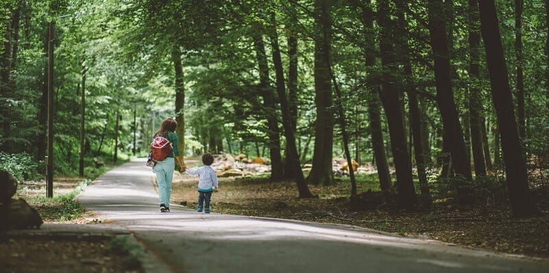 Nos 3 conseils pour inculquer le sens de l’épargne à vos enfants image de l'article